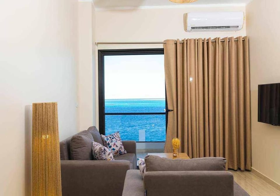 TV and multimedia, Seating area, Sea view, Sea view