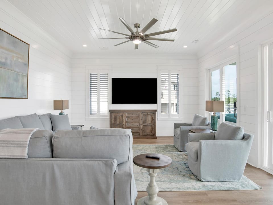 TV and multimedia, Living room, Seating area, furniture