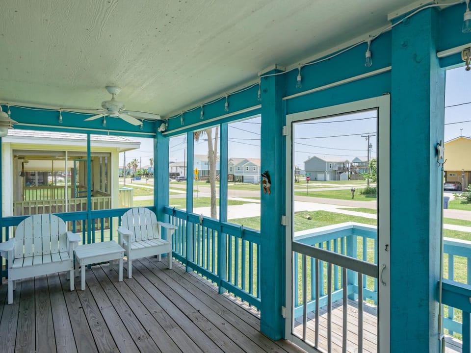Patio, Seating area, furniture
