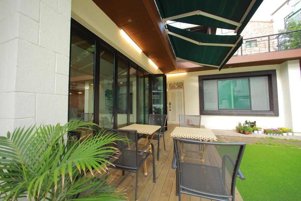 Balcony/Terrace, Balcony/Terrace