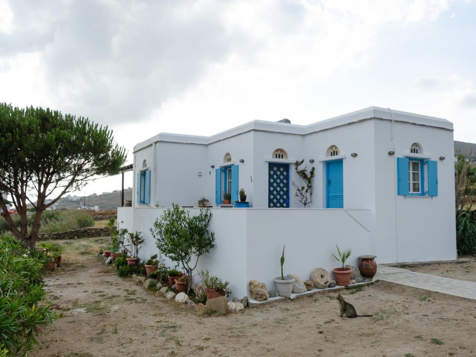 Property building, Balcony/Terrace