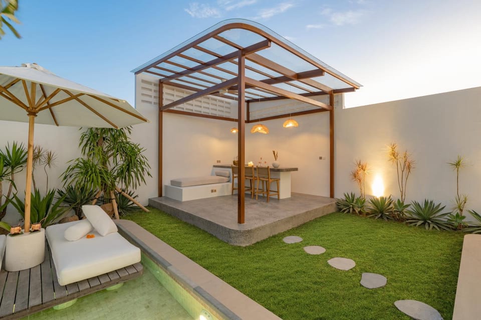 4bd Mediterranean Canggu Villa with Rooftop and Private Pool Villa in North Kuta