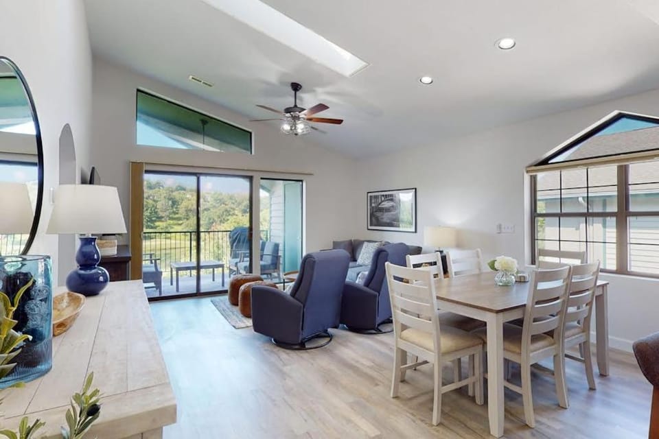 Waterview Oasis House in Branson
