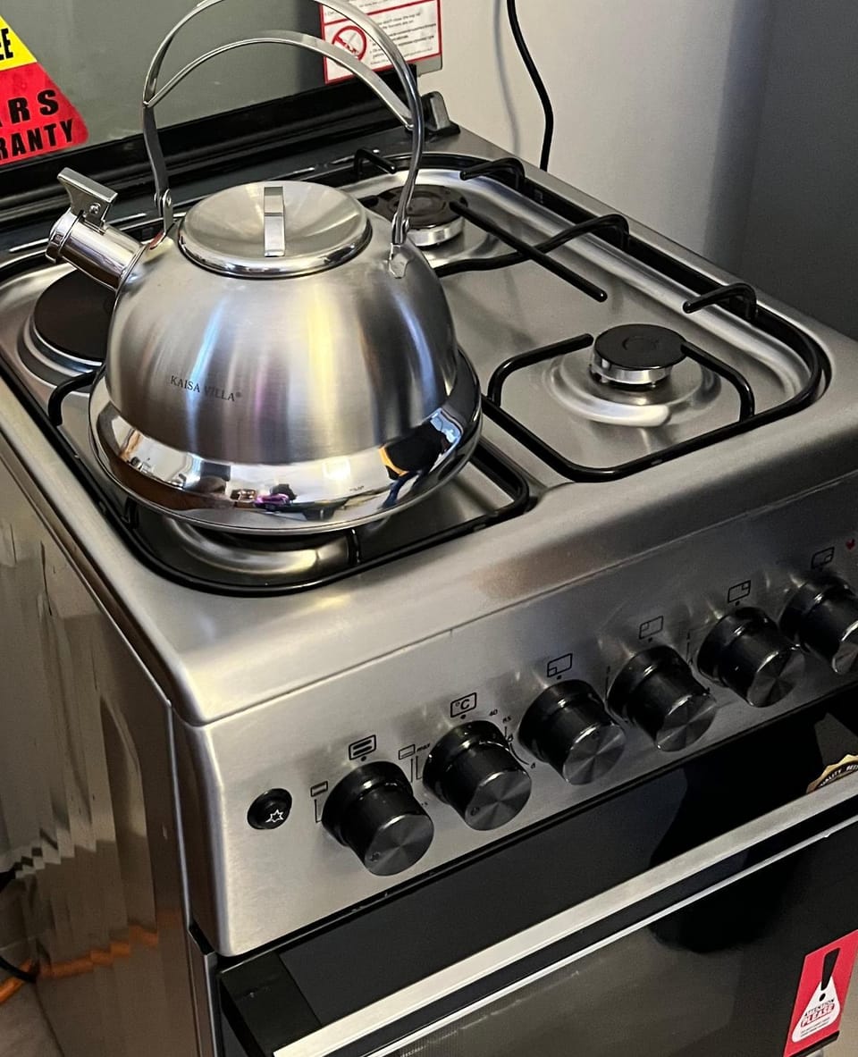 pet friendly, stove