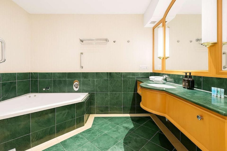Hot Tub, Bathroom, Bath