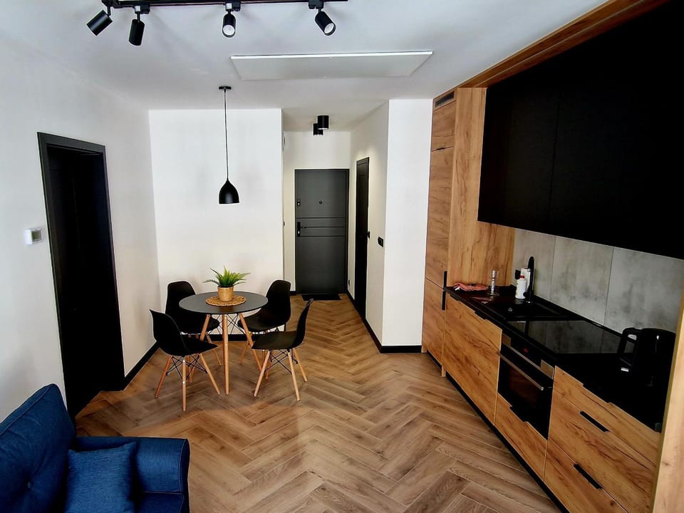 Kitchen or kitchenette, Dining area, pet friendly, stove