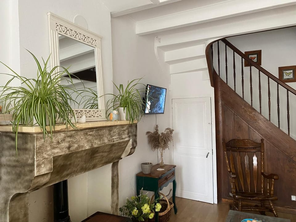 Le Petit Maison House in Nouvelle-Aquitaine