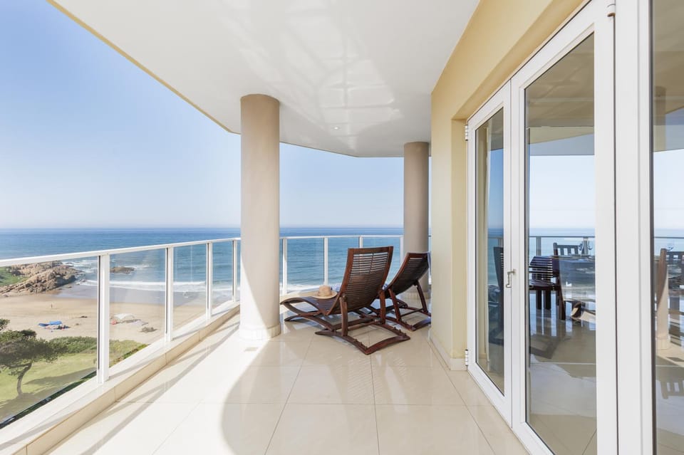 View (from property/room), Balcony/Terrace, Sea view, sunbed