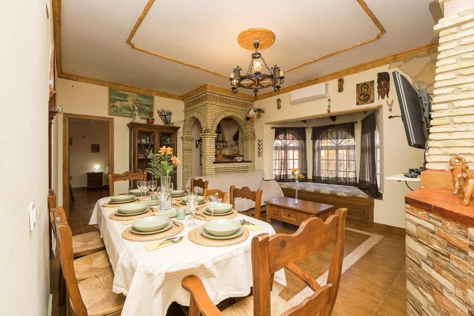 Other, Dining area