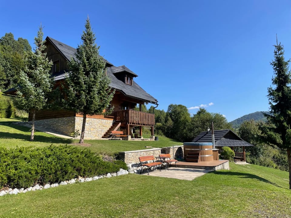 Property building, Garden view