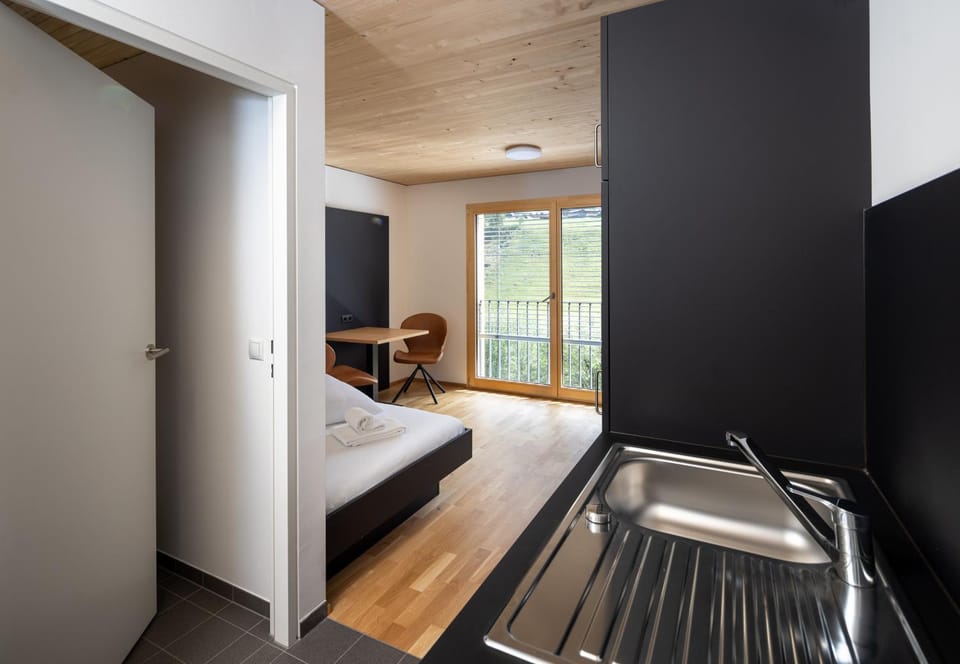 Bed, Kitchen or kitchenette, Photo of the whole room