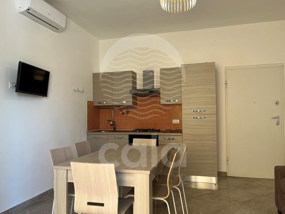 TV and multimedia, Kitchen or kitchenette, Dining area, air conditioner