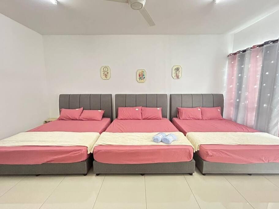 77 Mantin # U Homestay - 4Bed & 4Bath House in Negeri Sembilan, Malaysia