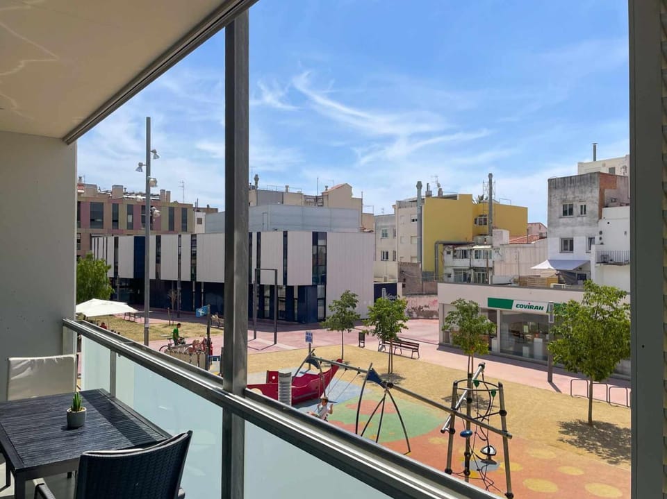Off site, View (from property/room), Balcony/Terrace, City view, Street view