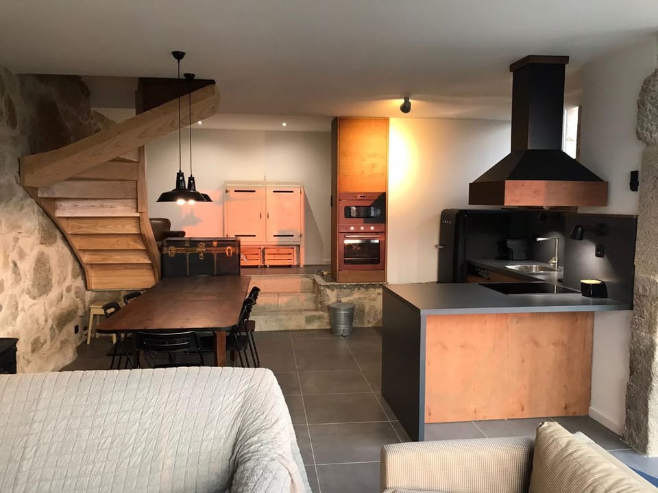 Kitchen or kitchenette, Living room, Dining area