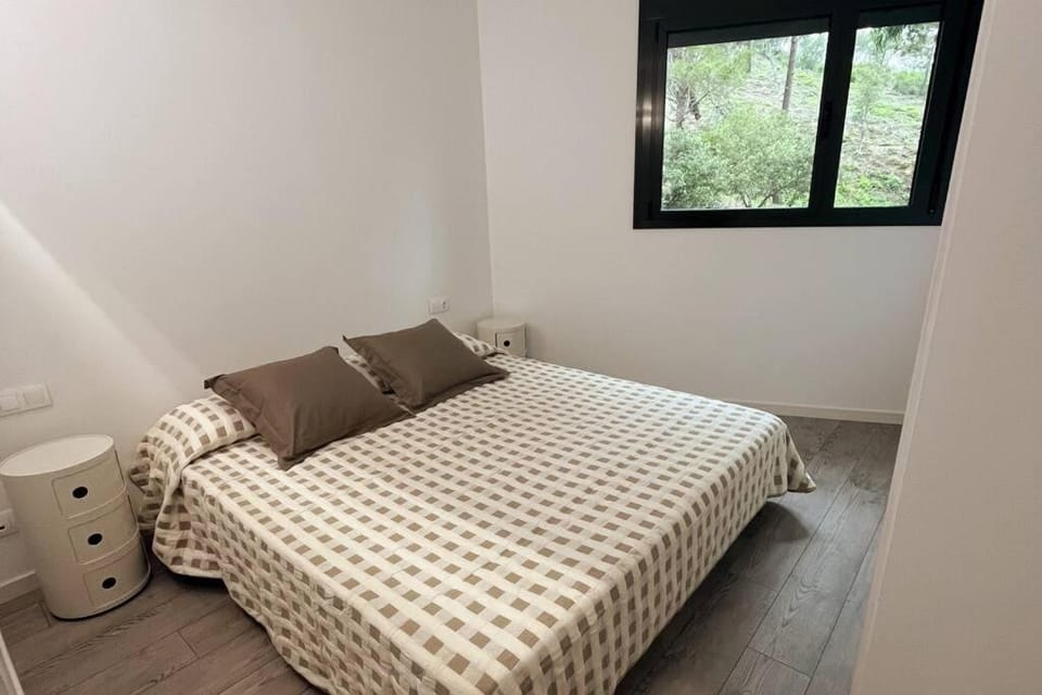 Nuevo, espacioso y confortable con pkg y piscina Apartment in Tossa de Mar