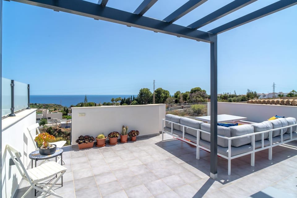 Villa Luxuria Private Pool Villa in Nerja