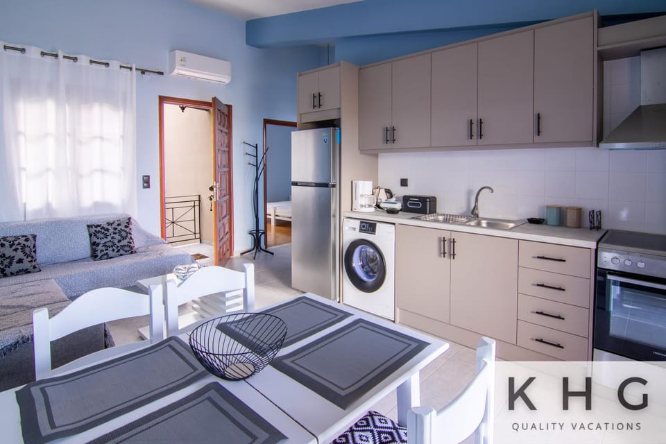 Dennis Grand view apartment in Vlachata village! Wide angle views! Apartment in Vlachata