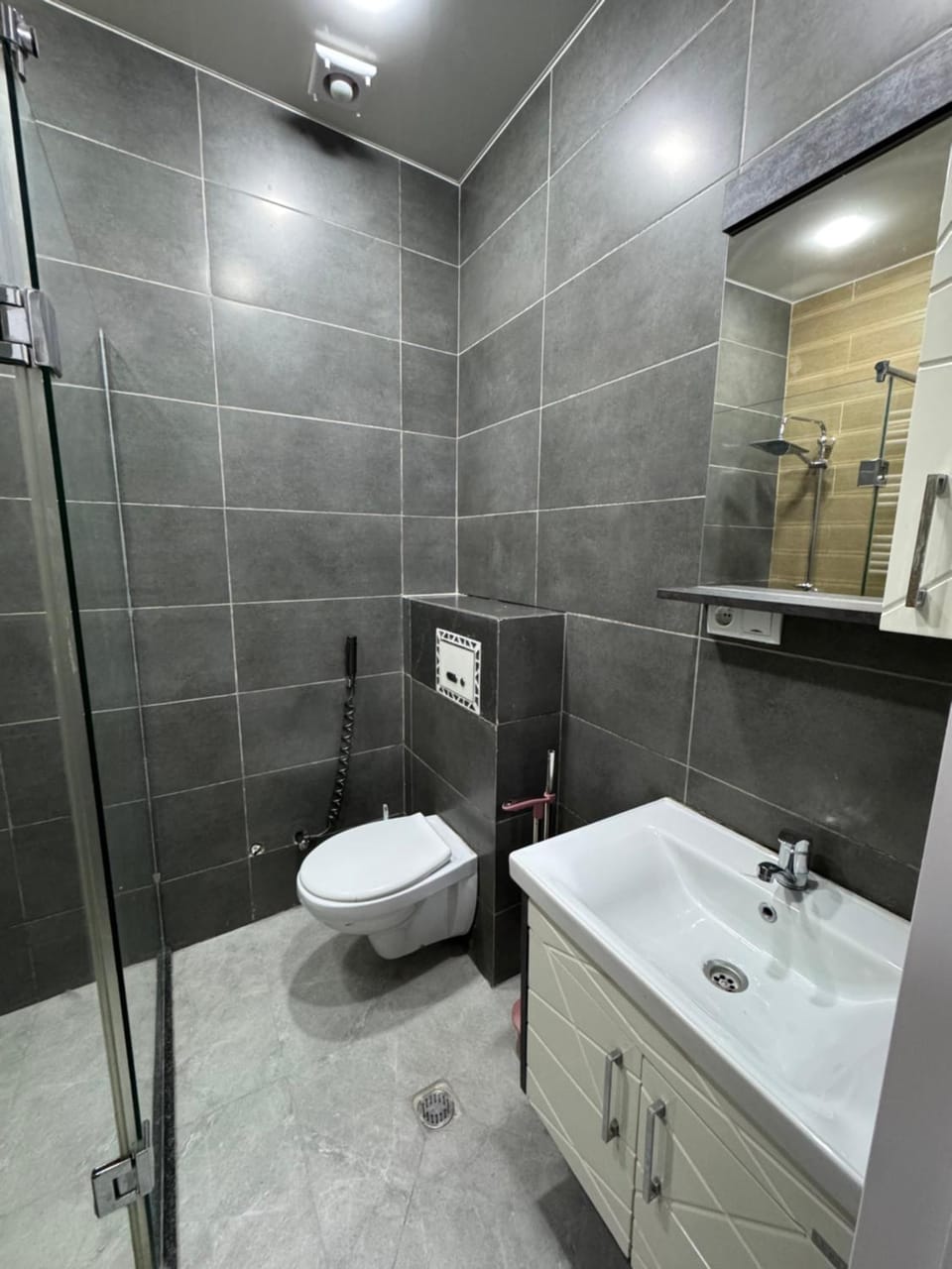 Shower, Toilet, Bathroom