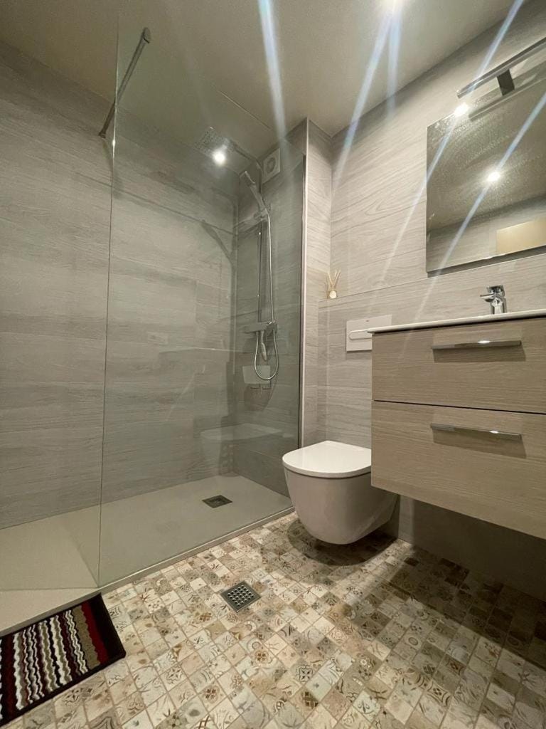 Shower, Bathroom
