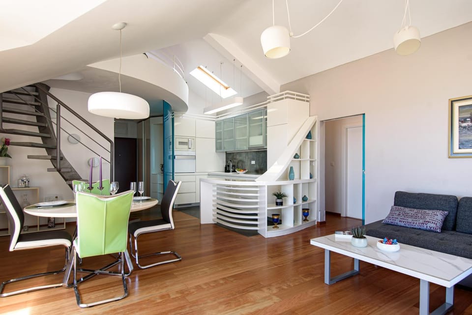 Living room, kitchen