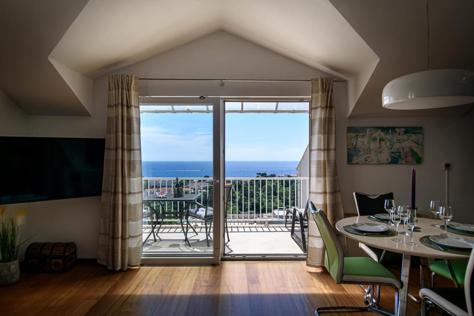 View (from property/room), Living room, Sea view