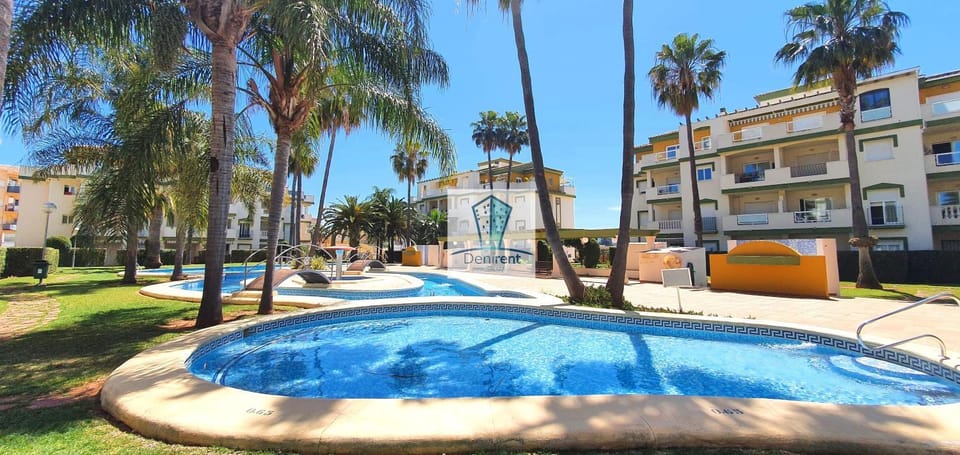 Garden, Swimming pool, Swimming pool