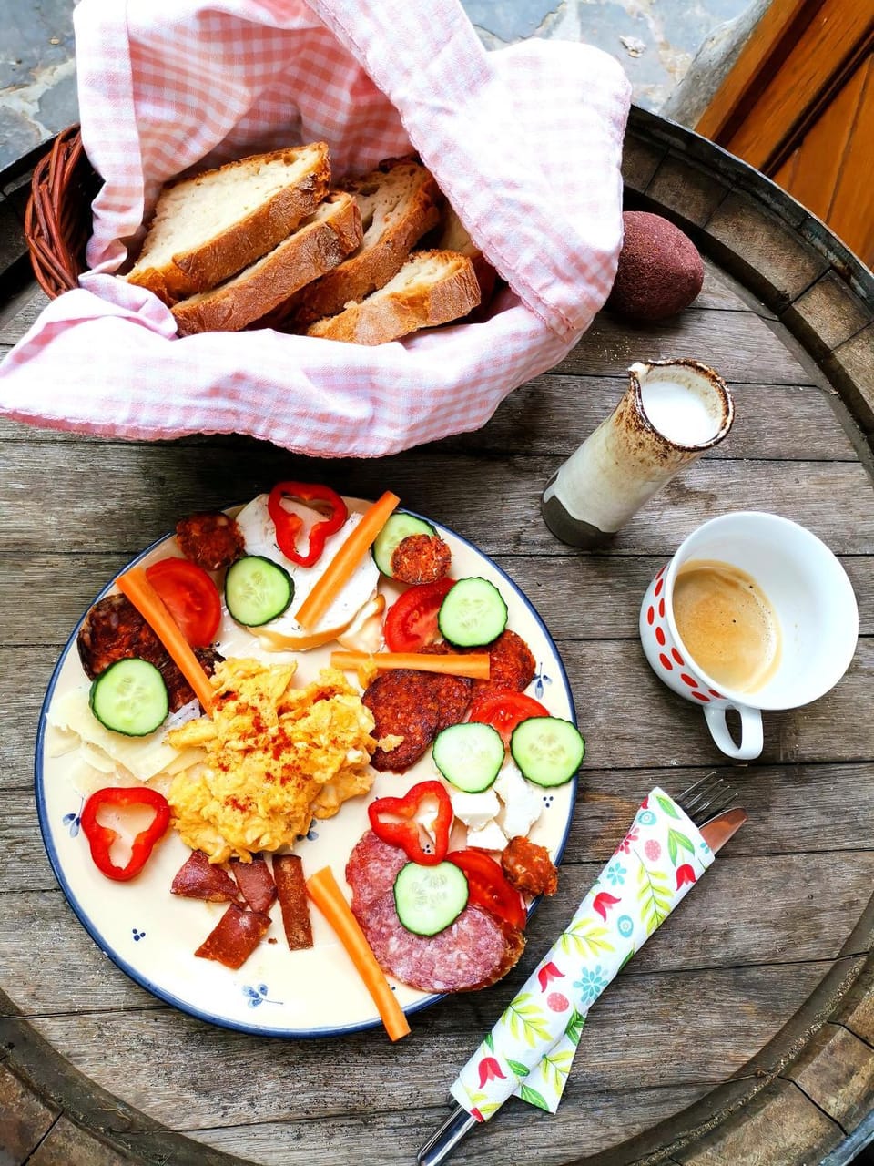 Food and drinks, Food, Breakfast, Drinks