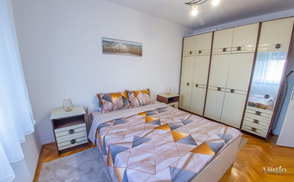 Bed, Bedroom, wardrobe