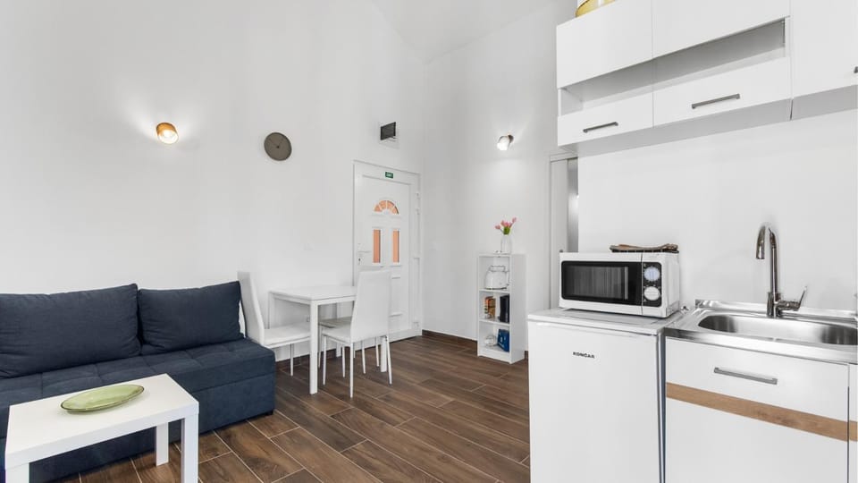 Apartment Anja with Balcony Apartment in Istria County