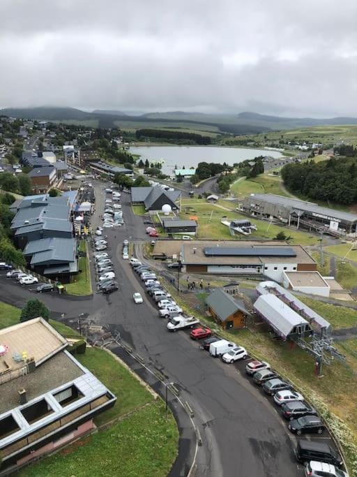 City view, Lake view