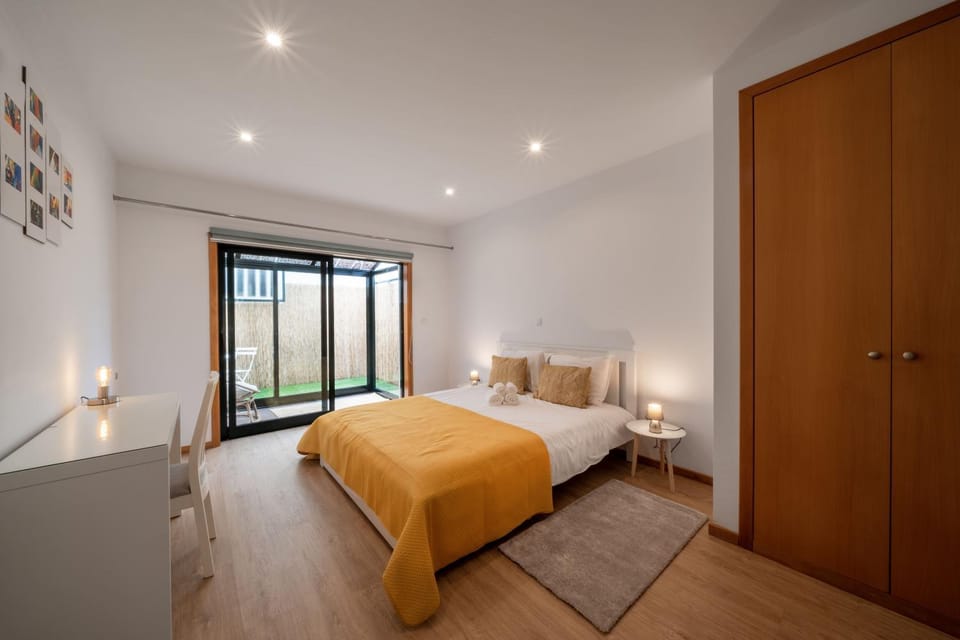 Bed, Bedroom, wardrobe