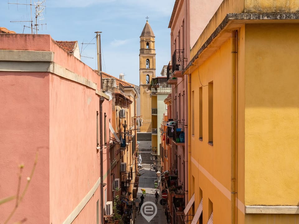 Estay - La Terrazza della Marina Apartment in Cagliari