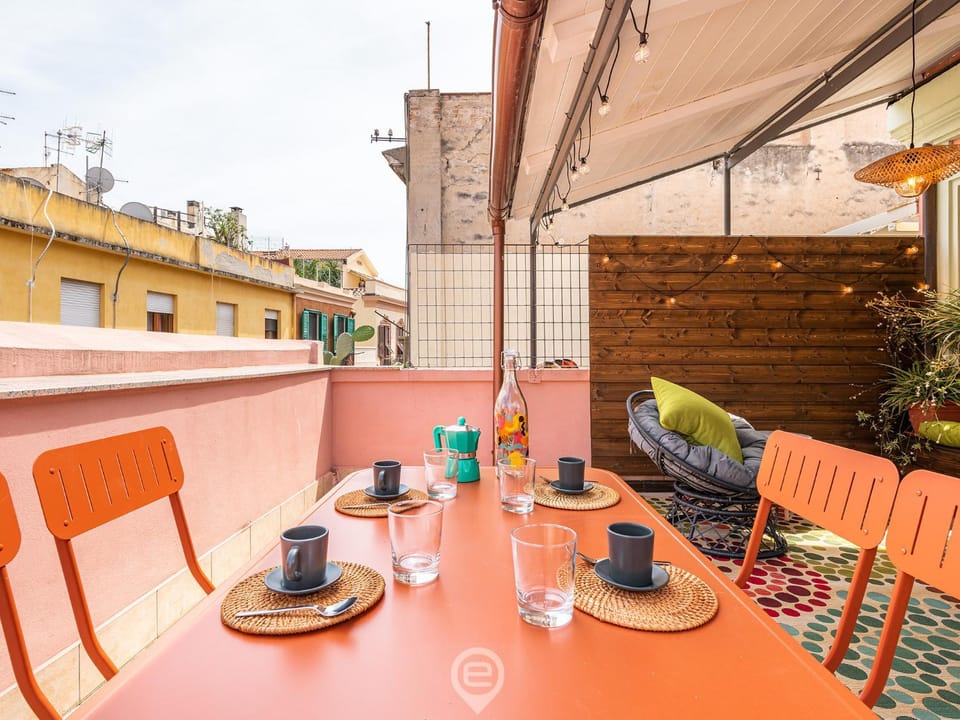 Estay - La Terrazza della Marina Apartment in Cagliari