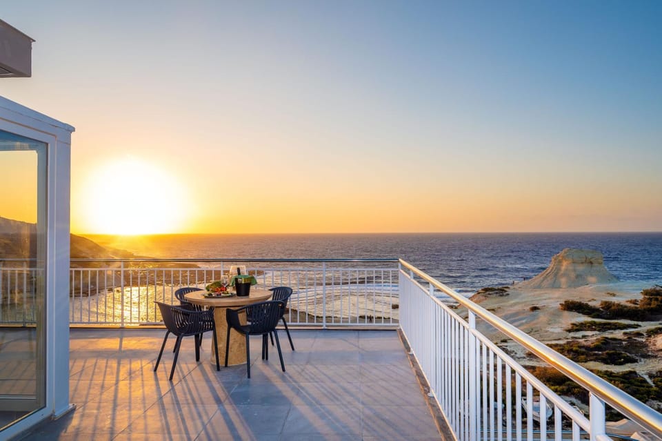 Natural landscape, Balcony/Terrace, Sunset