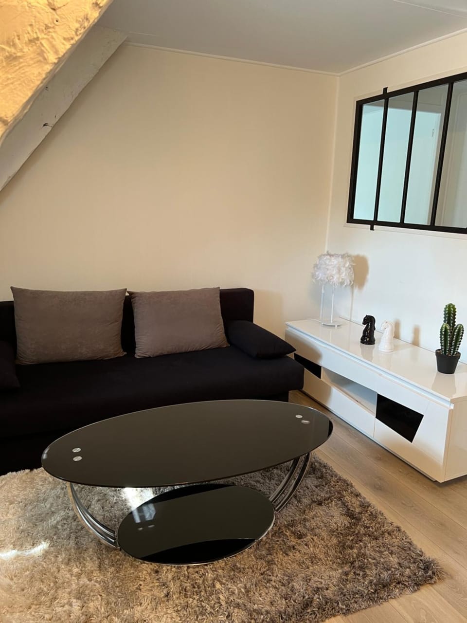 Living room, Bedroom