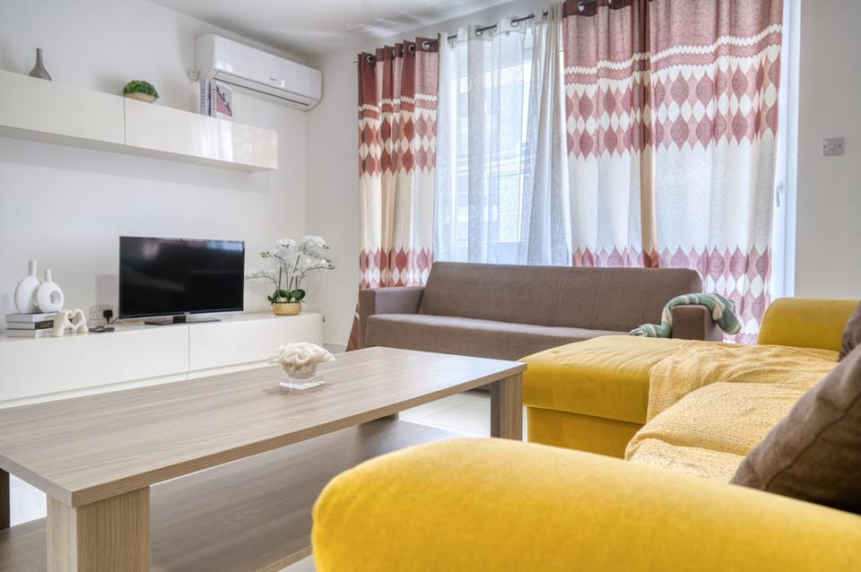Sunrise Court Apartment in Marsaskala
