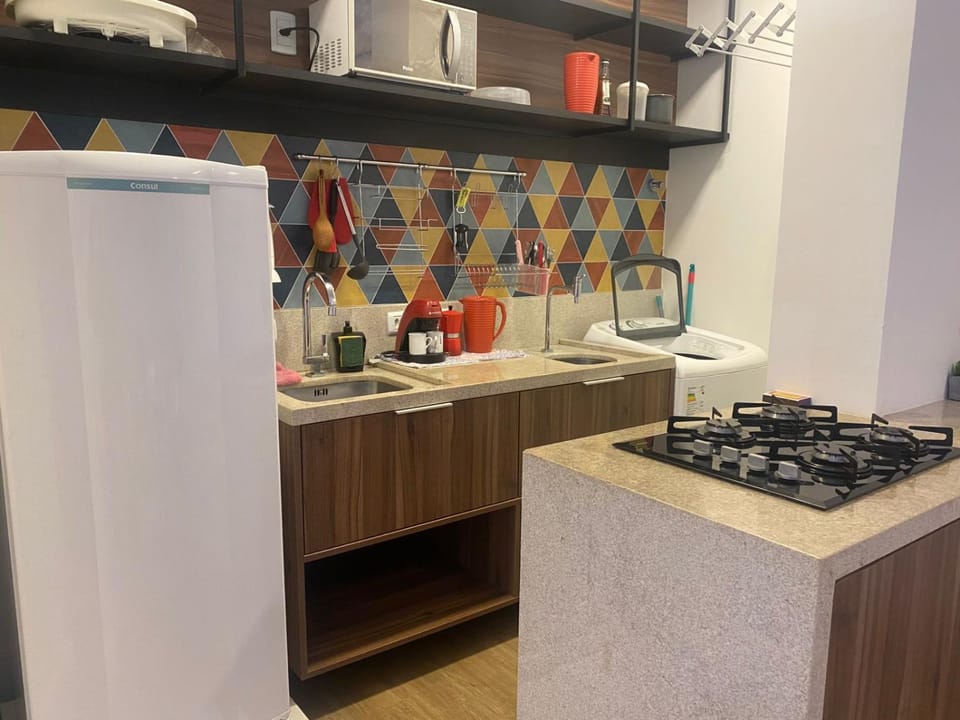 100m do clube GNU- 500m do shopping Moinhos de Vento - comporta ate 4 pessoas Apartment in Porto Alegre