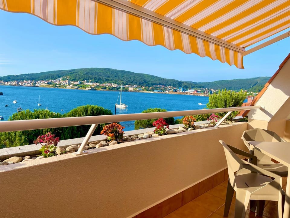 Vista a Quenxe Apartment in Galicia