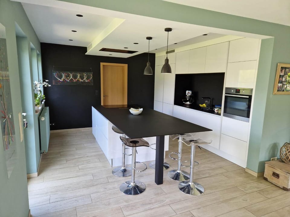 Dining area, Communal kitchen, minibar, pet friendly, stove