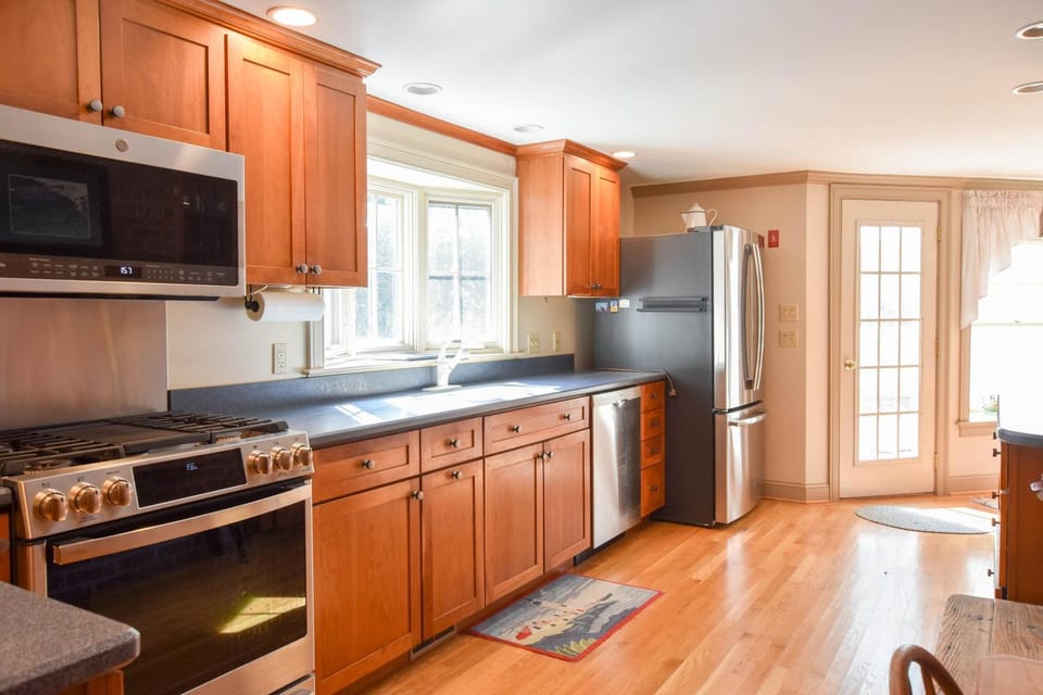 Walk to Water Hot Tub & Game Room House in North Eastham