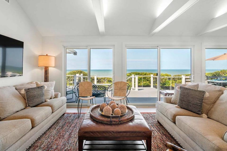 Waterfront Private Beach Panoramic Views House in North Eastham