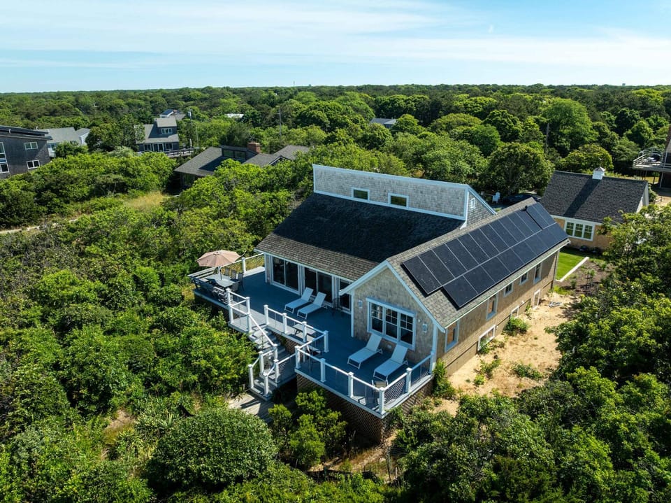 Waterfront Private Beach Panoramic Views House in North Eastham