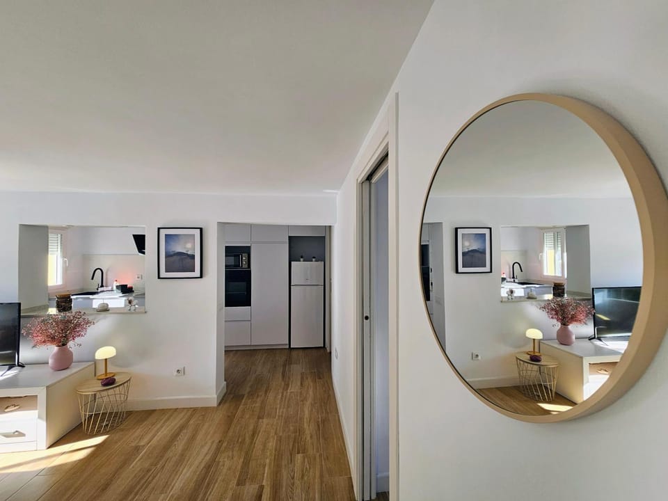 Kitchen or kitchenette, Living room, kitchen