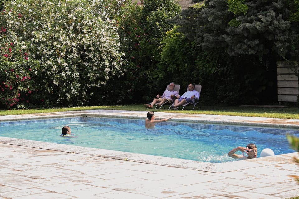 Mas de la Digue, Châteaurenard, 6 chambres, 5 sdb. Villa in Avignon