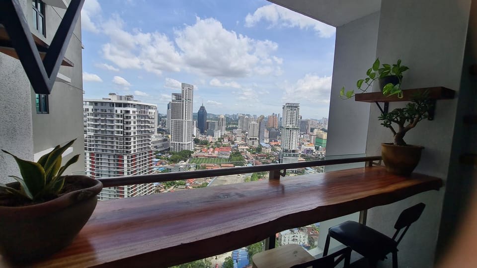 Balcony/Terrace, City view