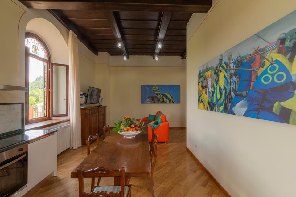 Living room, Dining area