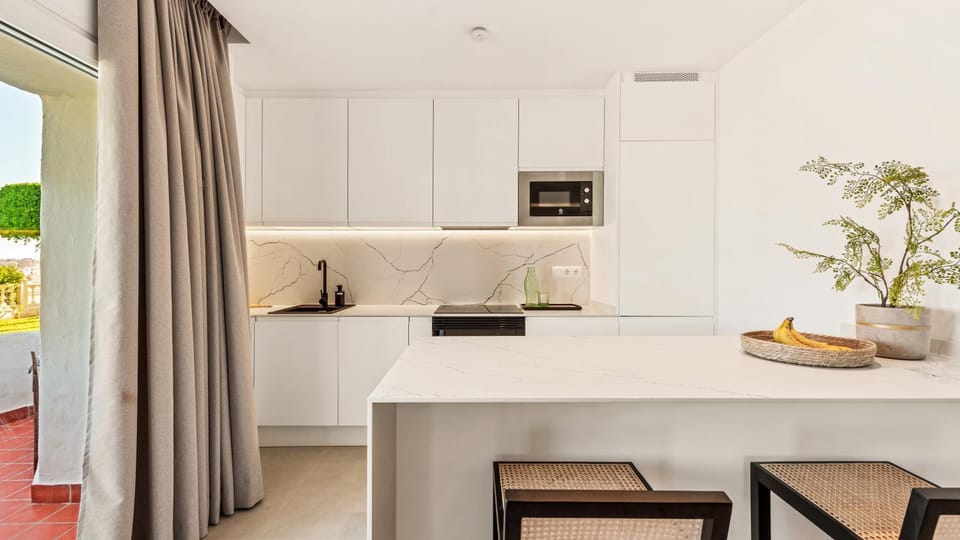 Kitchen or kitchenette, Living room, Dining area, kitchen