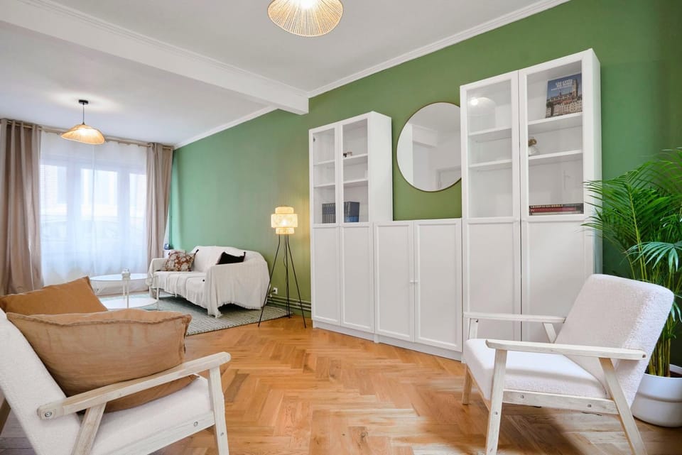 Charmante maison 3 chambres avec jardin. Bed and Breakfast in Lille