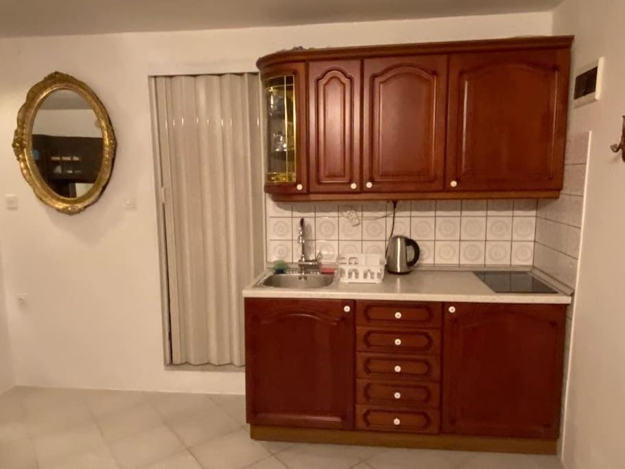 'Round the Corner Apartment in Piran